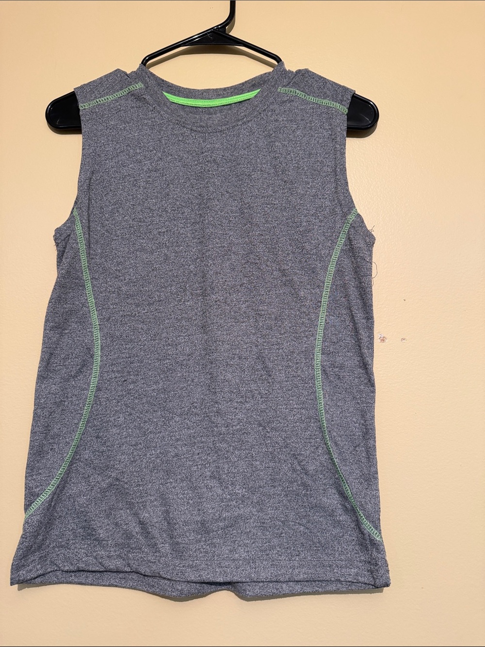 Zone Pro Gray Tank Top with Green Contrast Stitching